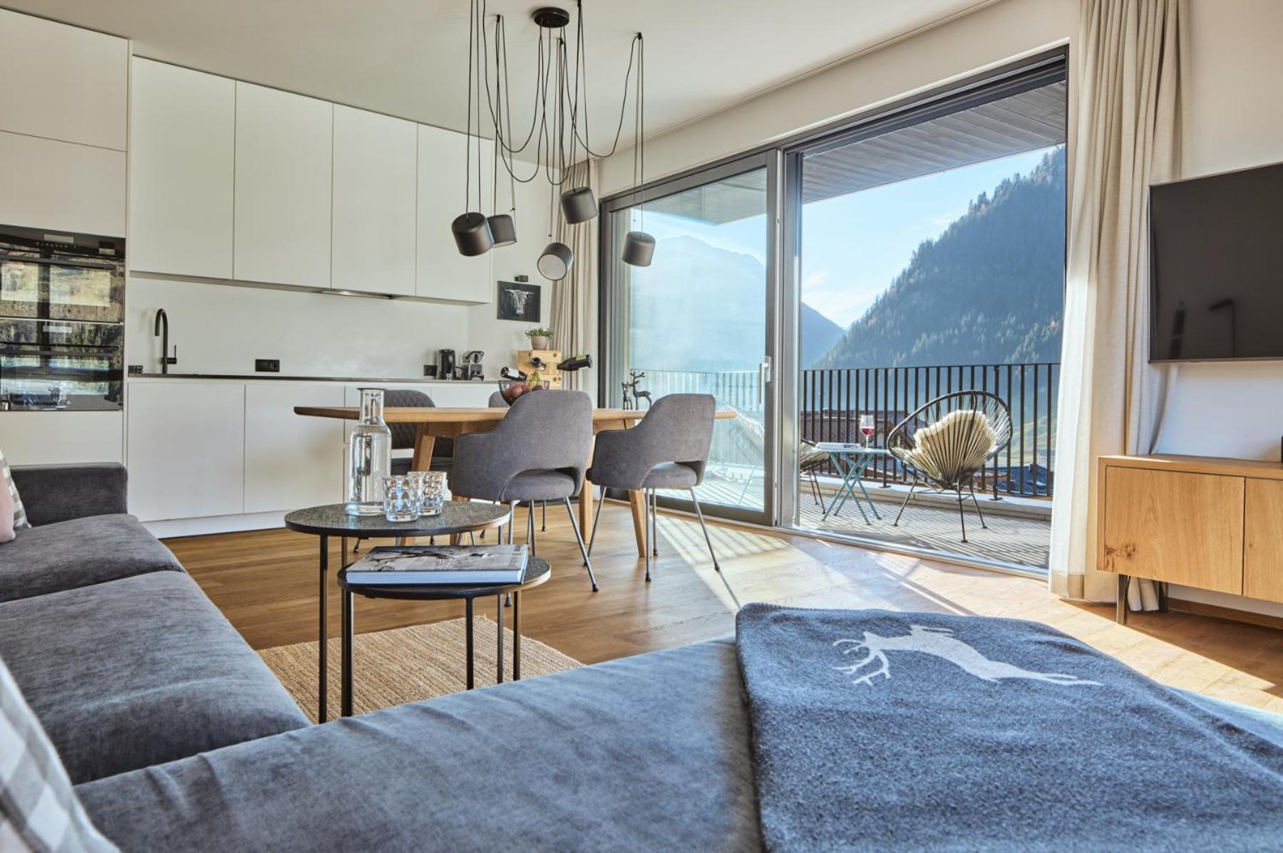 Apartment Stilvolles, Lichtdurchflutetes Luxus-appartement In Der Residenz Silvretta - Inklusive Silvretta Card Premium *
