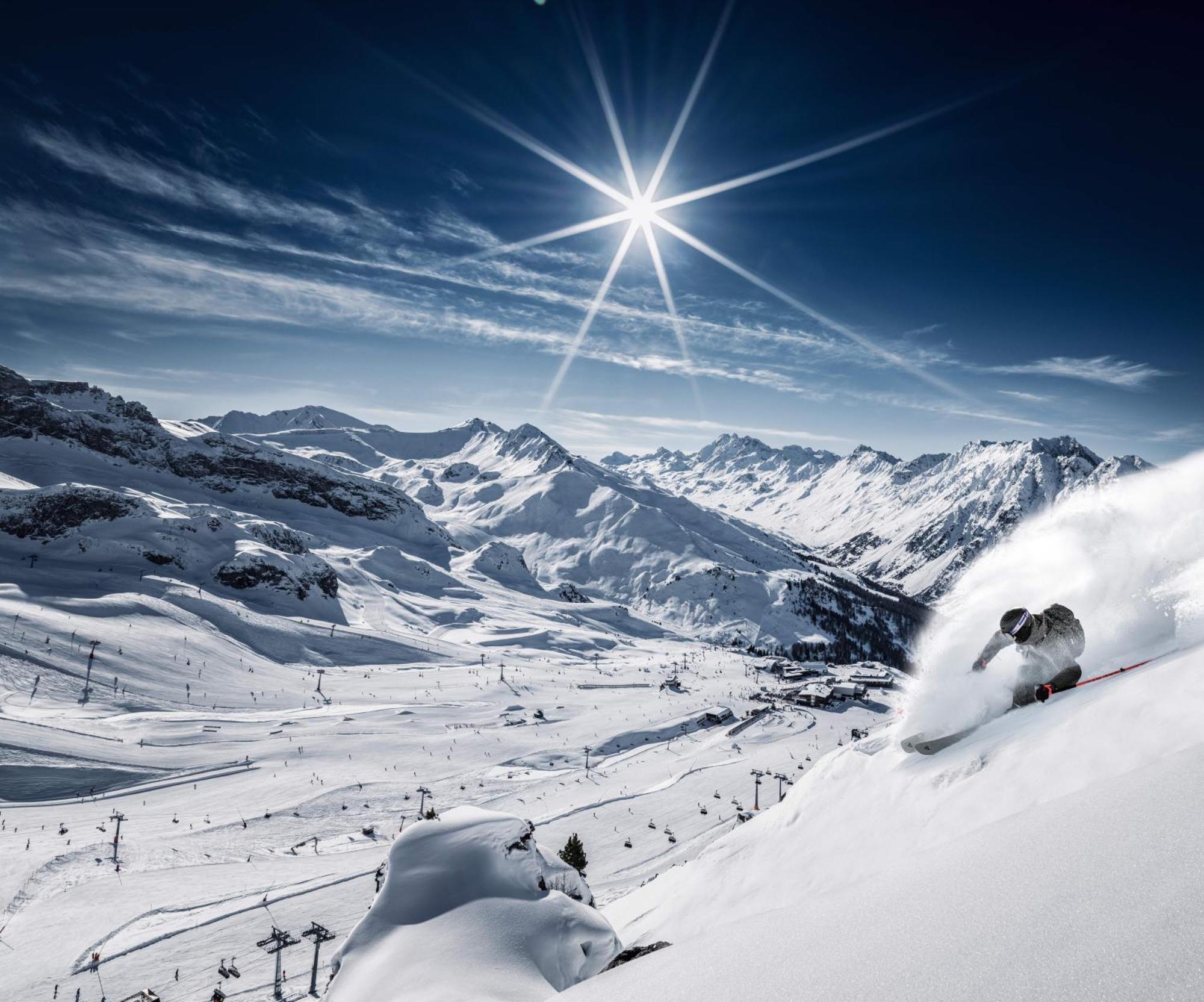 Stilvolles, Lichtdurchflutetes Luxus-appartement In Der Residenz Silvretta - Inklusive Silvretta Card Premium